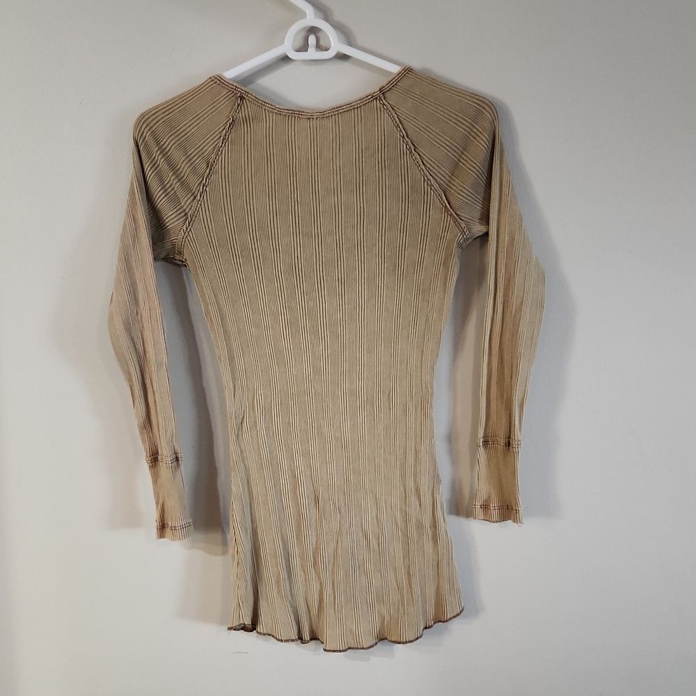 Free people medium top we the free henley - Picture 3 of 4
